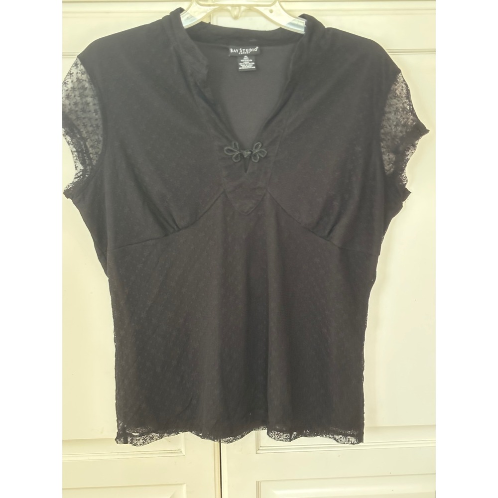 Bay Studio Career Black Lace Cap Sleeve Blouse V-Neck Frog Knot XL‎